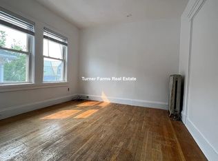 26 Chetwynd Rd #2B, Somerville, MA 02144