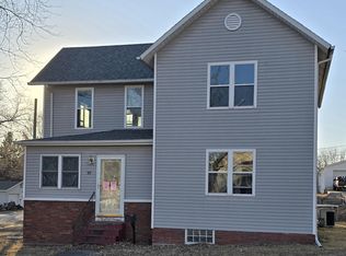 115 Gilbert St, Muscatine, IA 52761