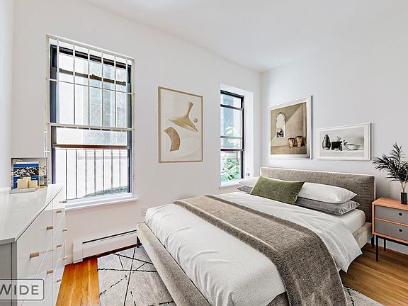 2nd image of 18 W 108th St APT 6A