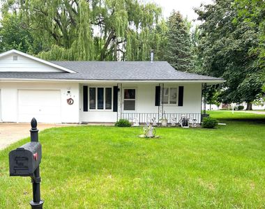 1602 Gateway Dr, Albert Lea, MN, 56007