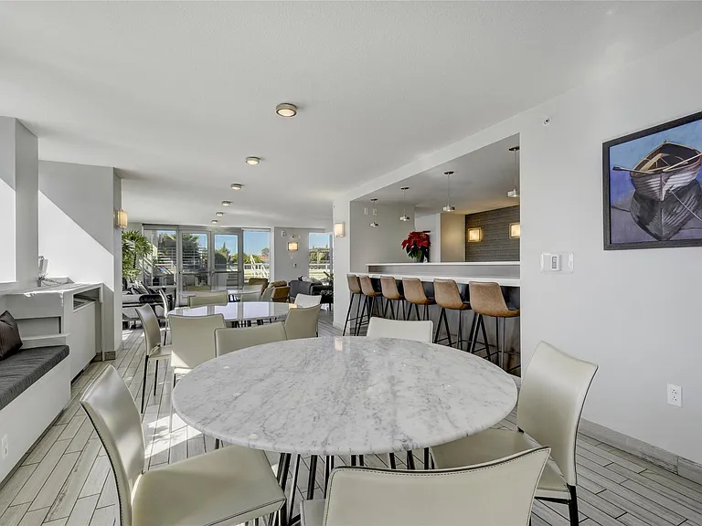 300 Bowie St #3204 — Photo 17