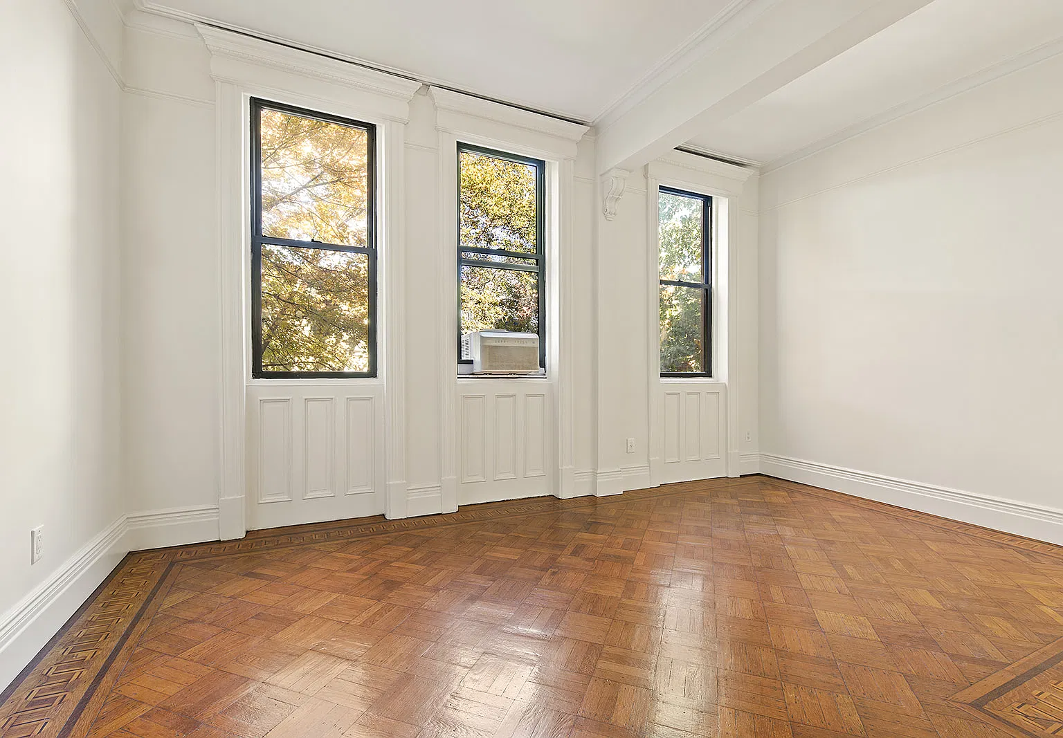 394 4th Street — Photo 2