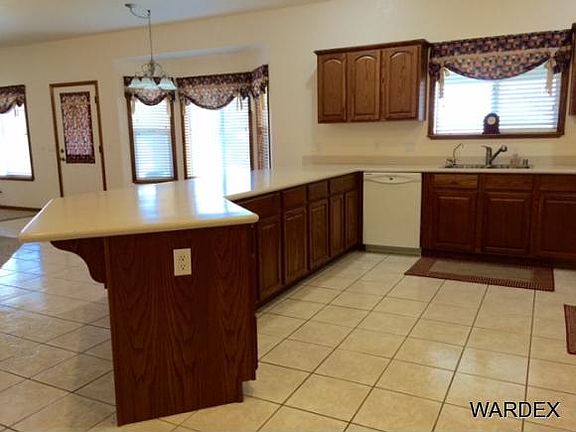 2nd image of 1387 E Cactus Valley Dr
