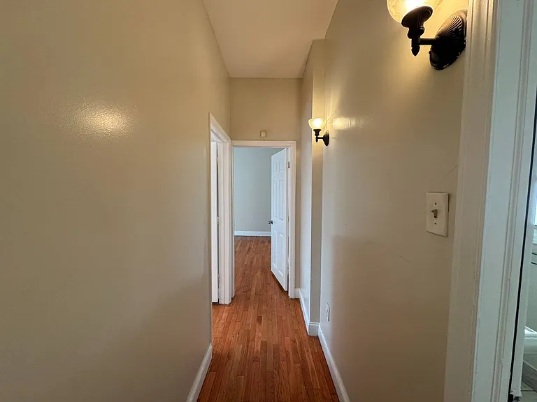 1451 Rosedale Ave #1 — Photo 9