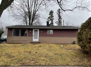 518 Tyler Dr, Carpentersville, IL 60110