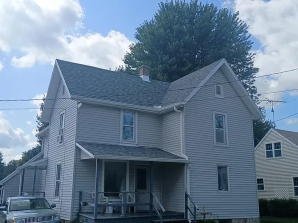 315 S Columbus St, Randolph, WI 53956