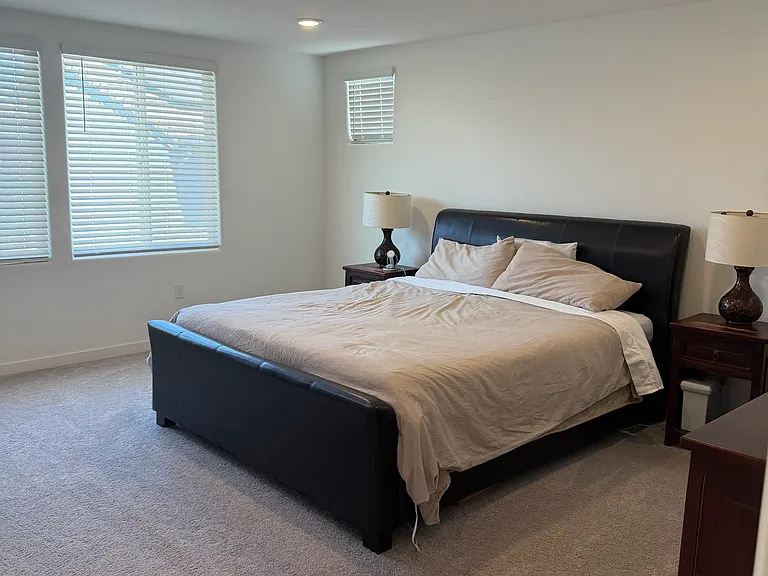 1624 Strauss St — Photo 15