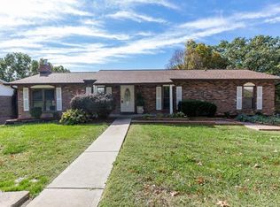 2022 Raintree Dr, Imperial, MO 63052