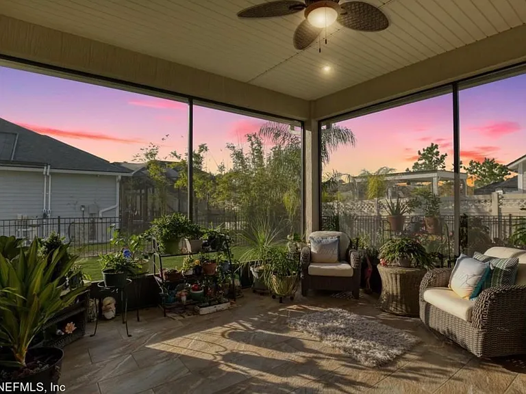 454 Athens Dr — Photo 14