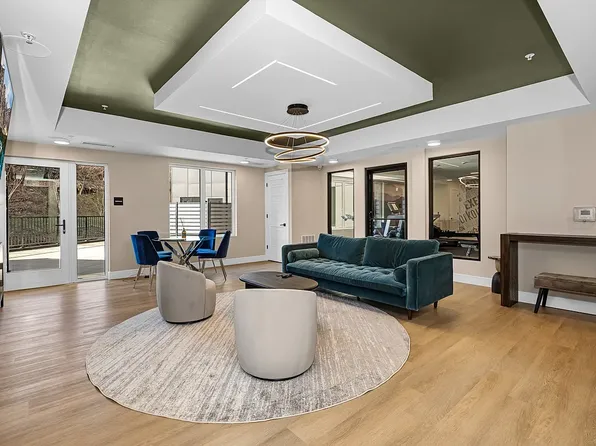 1435 10th Street image 29 of 59