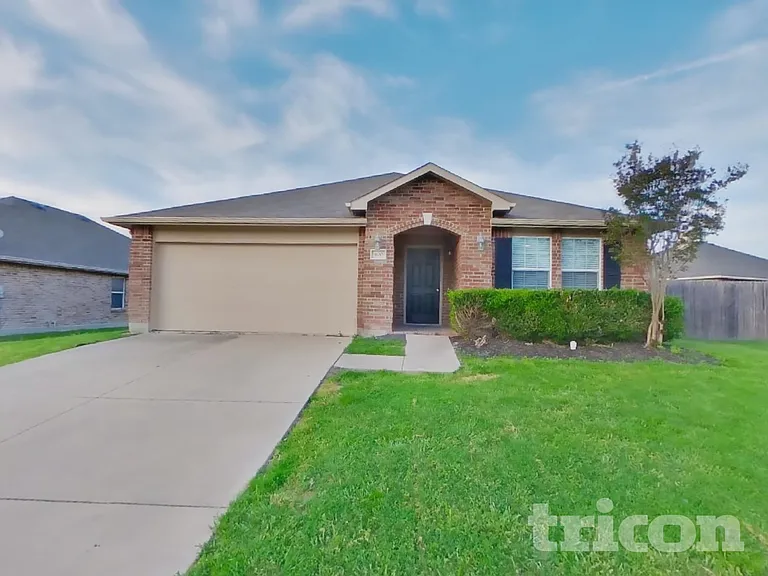 400 Blue Sage Dr — Photo 2