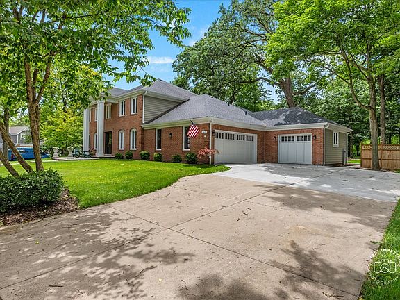3rd image of 1415 Heatherton Dr