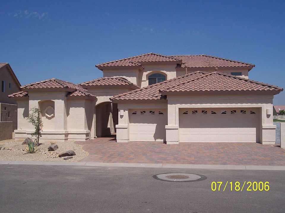 Casita in the front.