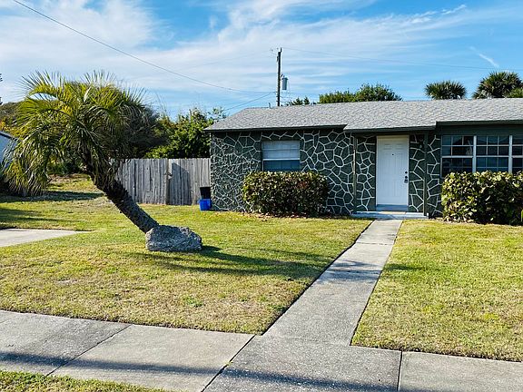 2nd image of 37 Byron Ellinor Dr #A