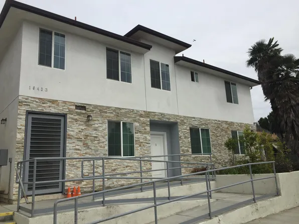16429 Victory Blvd, Van Nuys, CA 91406