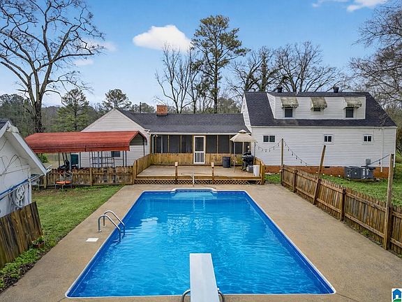 4th image of 4842 Renfroe Rd