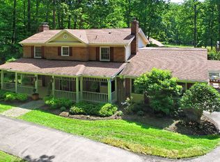 7009 Wolf Run Shoals Rd, Fairfax Station, VA 22039