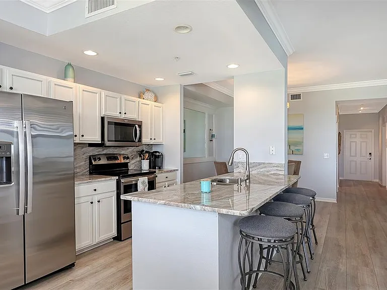 7121 River Hammock Dr #302 — Photo 14