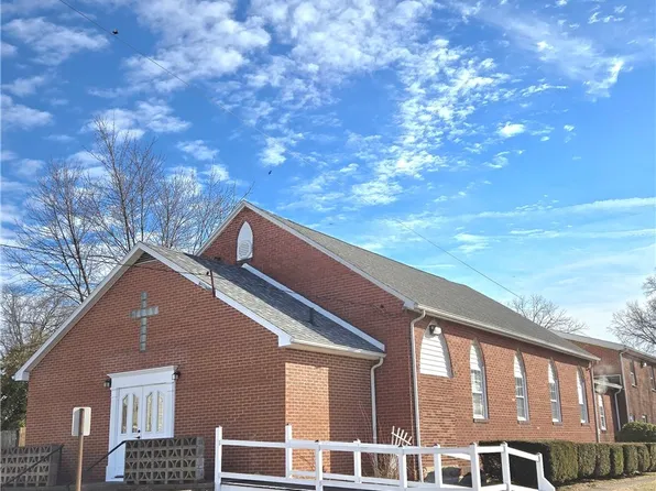 901 31st St, Parkersburg, WV 26104