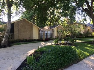 1719 Kingsmill Ln, Richmond, TX 77406