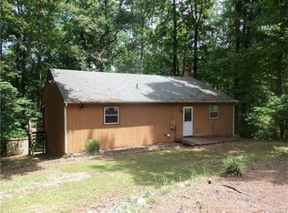 2330 Mountain View Rd, Powhatan, VA 23139