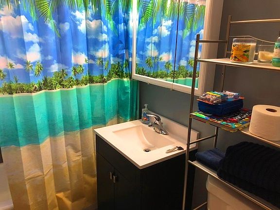 2nd image of 332 S Euclid Ave APT 1