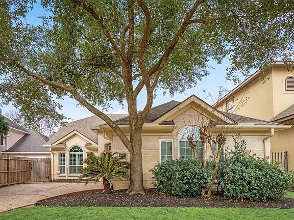 3rd image of 8310 Bon Hill Ct