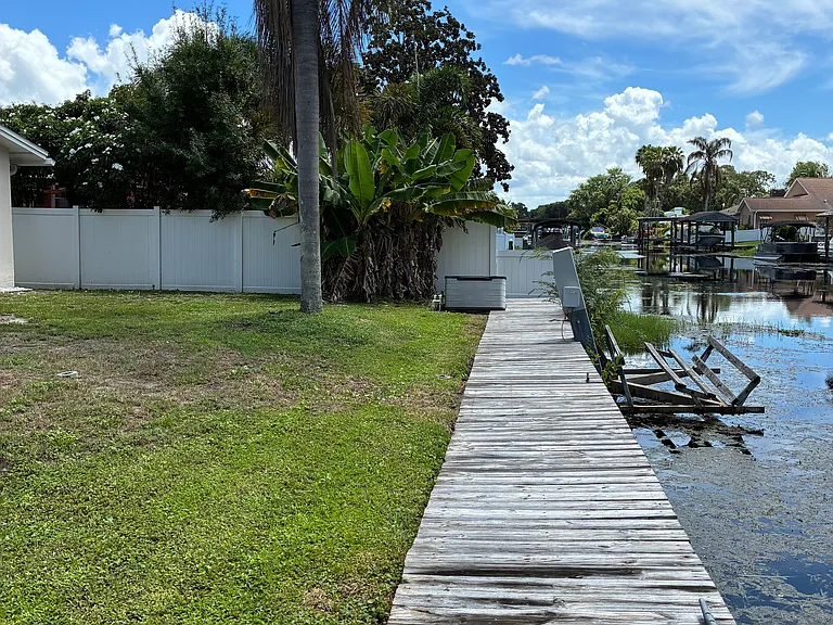 52 Cypress Dr — Photo 29