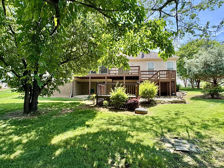 513 Tanasi Cir — Photo 35