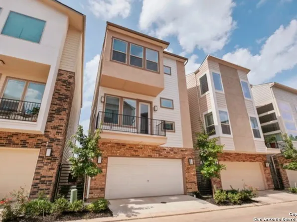 3839 HARRY WURZBACH RD, San Antonio, TX 78209