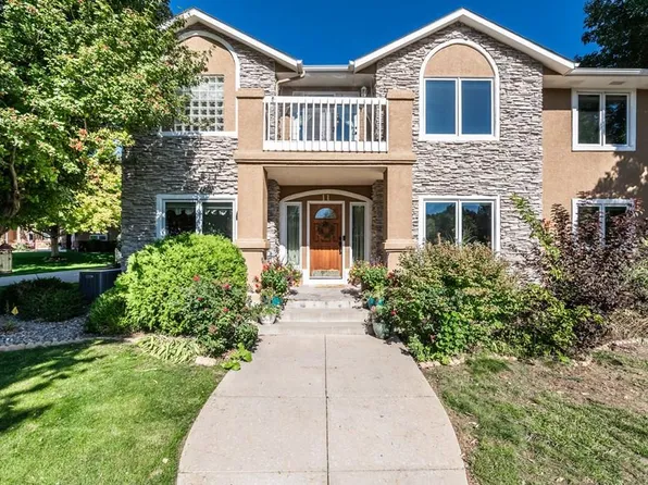11 San Marino Ct, Pueblo, CO 81005