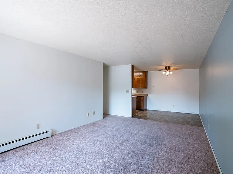 Fargo, ND Betty Ann Apartments | Living