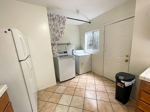 3rd image of 509 N Vista St #509