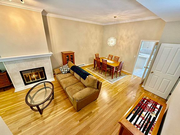 2nd image of 1701 Chesterfield Ave #4