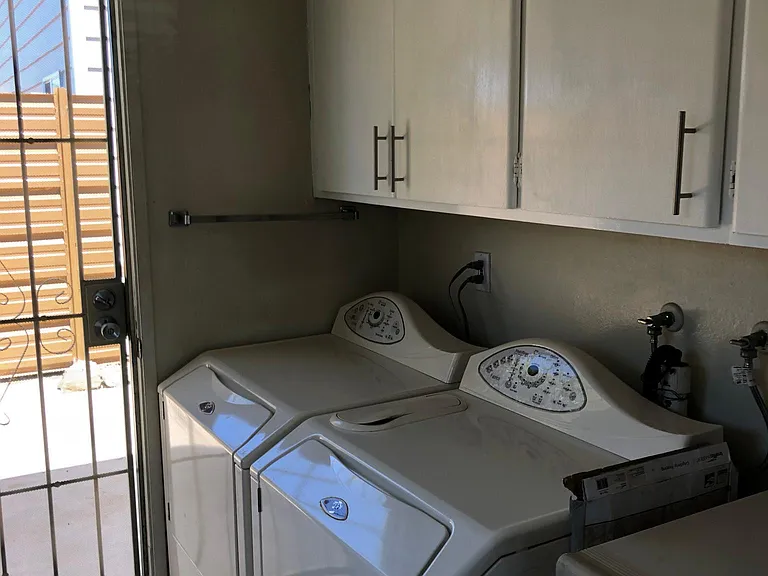 5382 Triana St — Photo 14