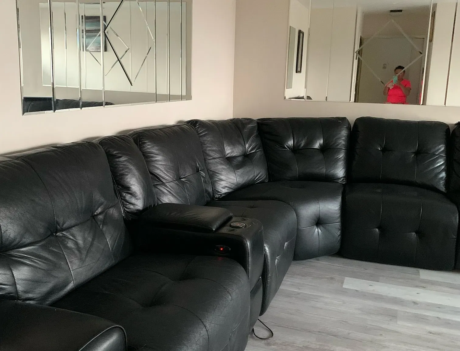 3 bed, 1300 sqft, $2,700 — Photo 4