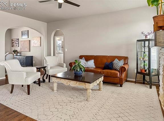 4th image of 7498 Cat Tail Creek Dr