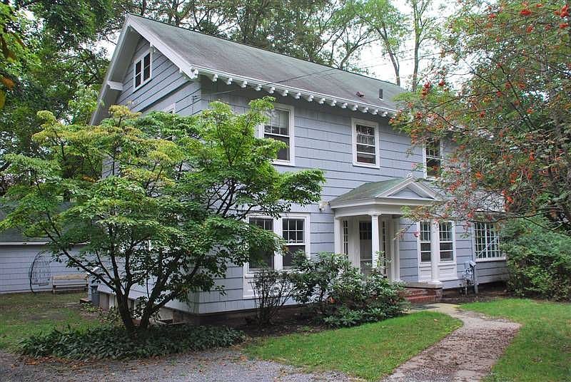 1st image of 205 Thurston Ave