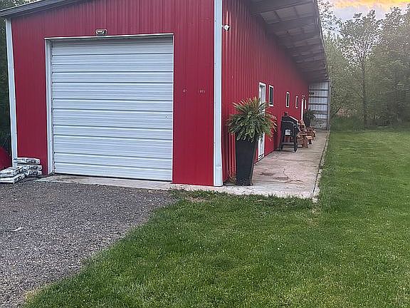 4th image of 2660 72nd Ave
