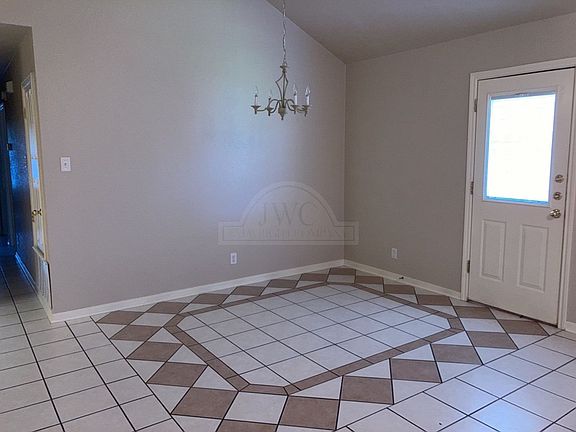5th image of 4402 Pennington Ave