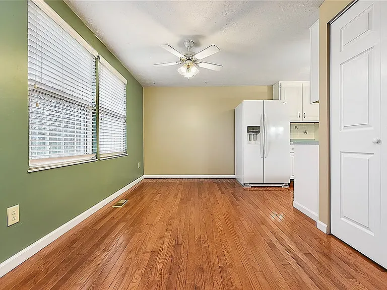 806 Countryside Dr — Photo 9