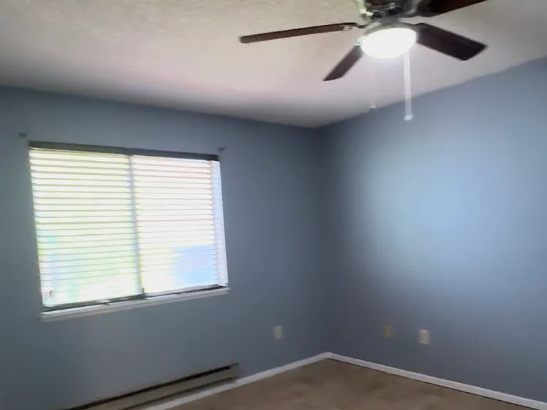 1209 W Plum St #B6 — Photo 6