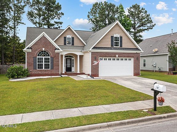 5th image of 501 Weatherford Dr