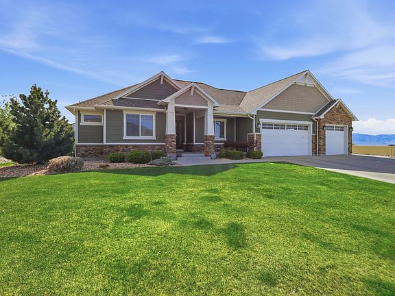 3rd image of 3085 N Bronzewood Cir #26