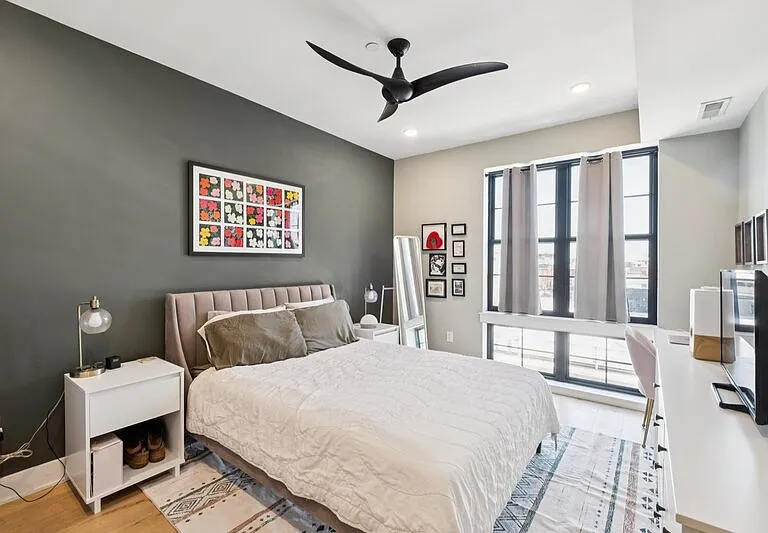 1232 N Front St #4B — Photo 8