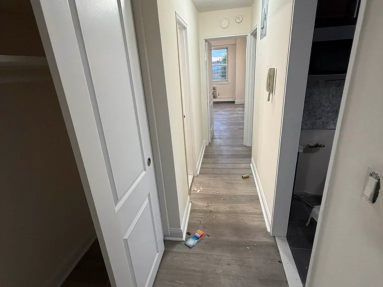 16420 Highland Ave #9M — Photo 6