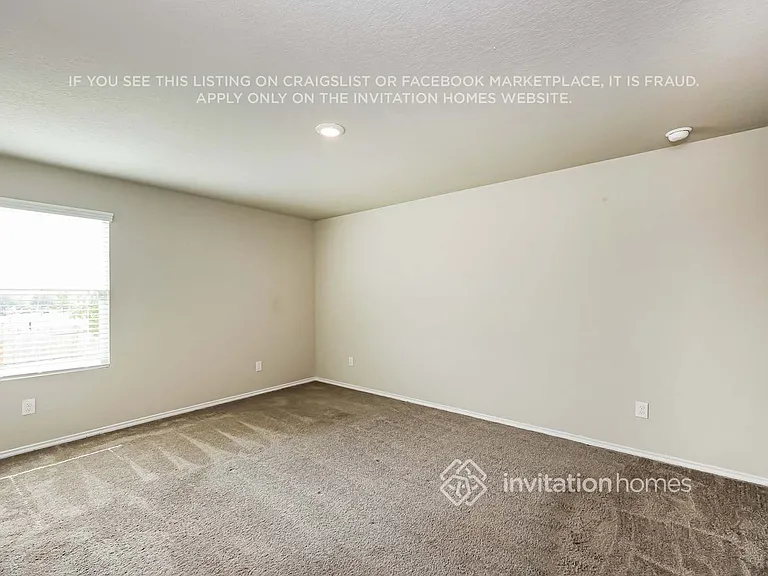 128 Hollywood Dr — Photo 9