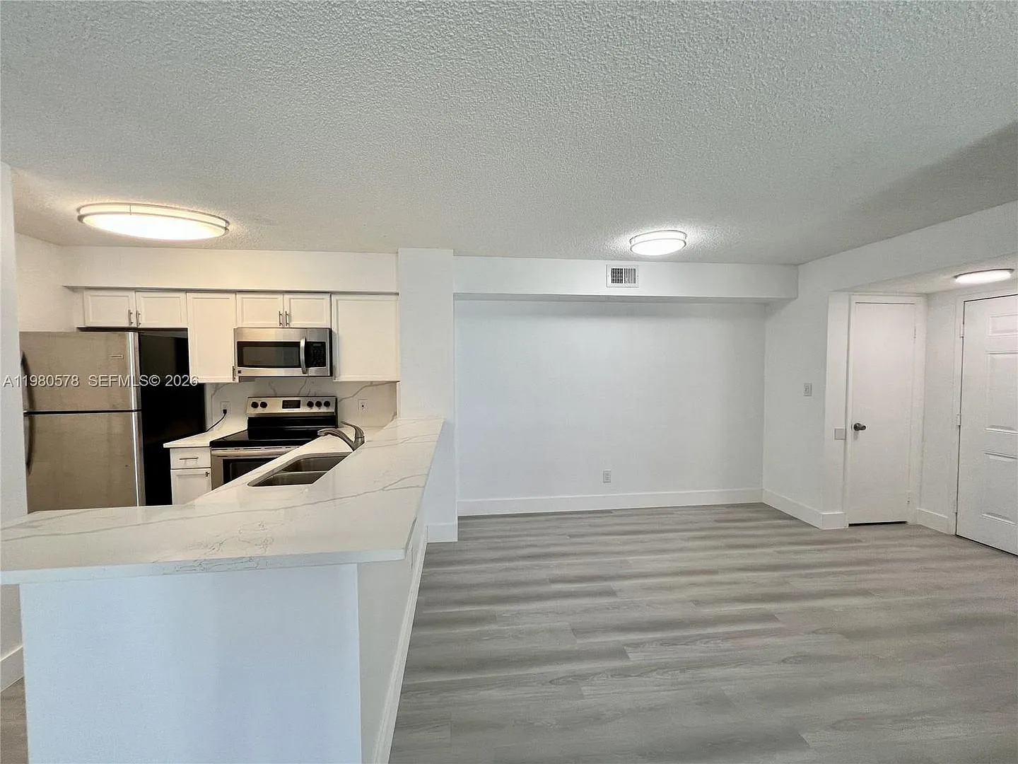640 S Park Road 12-4, Hollywood, FL 33021 — Photo 4