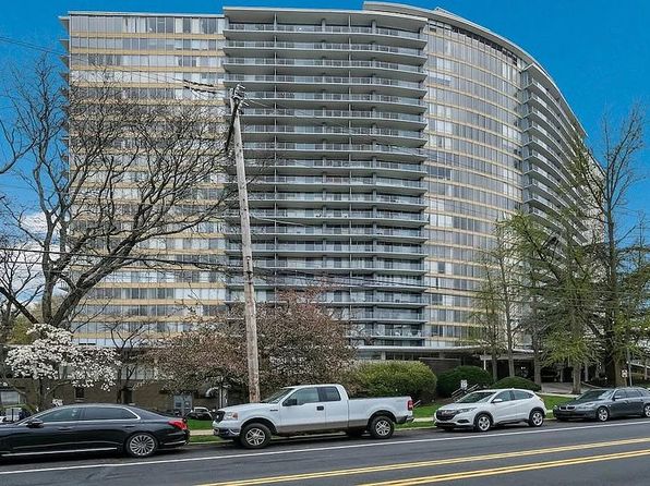 3900 Ford Rd APT 10H