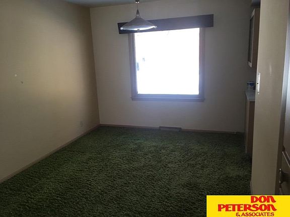 4th image of 2411 N Fairway Dr